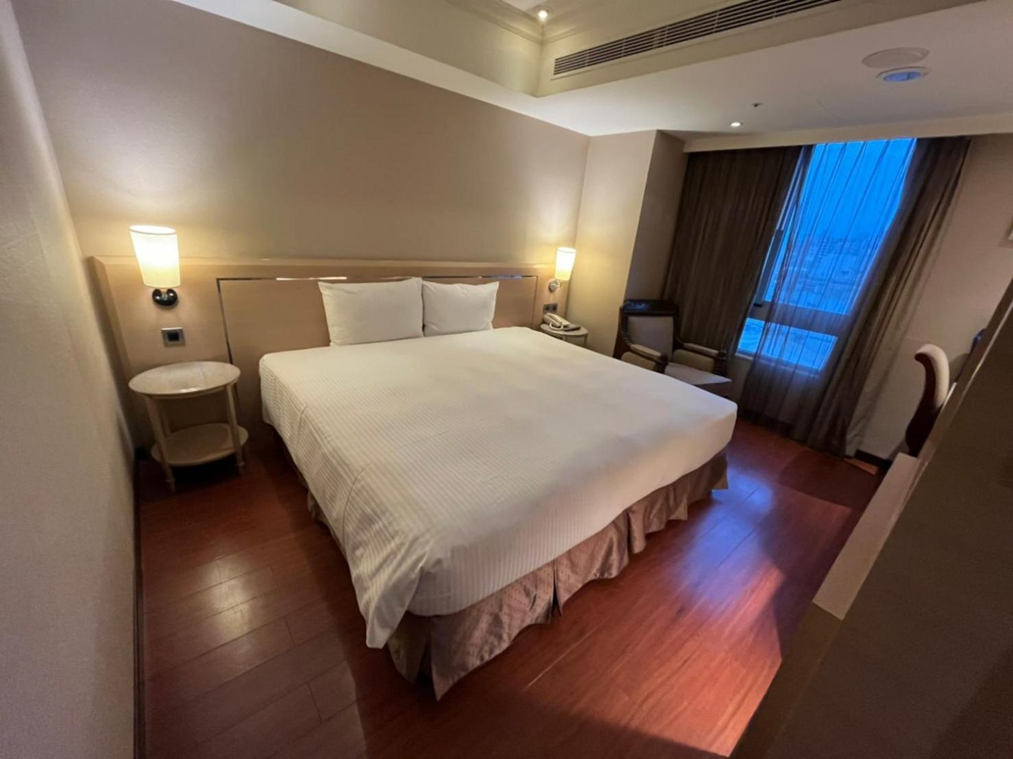 Taichung Charming City Hotel Экстерьер фото