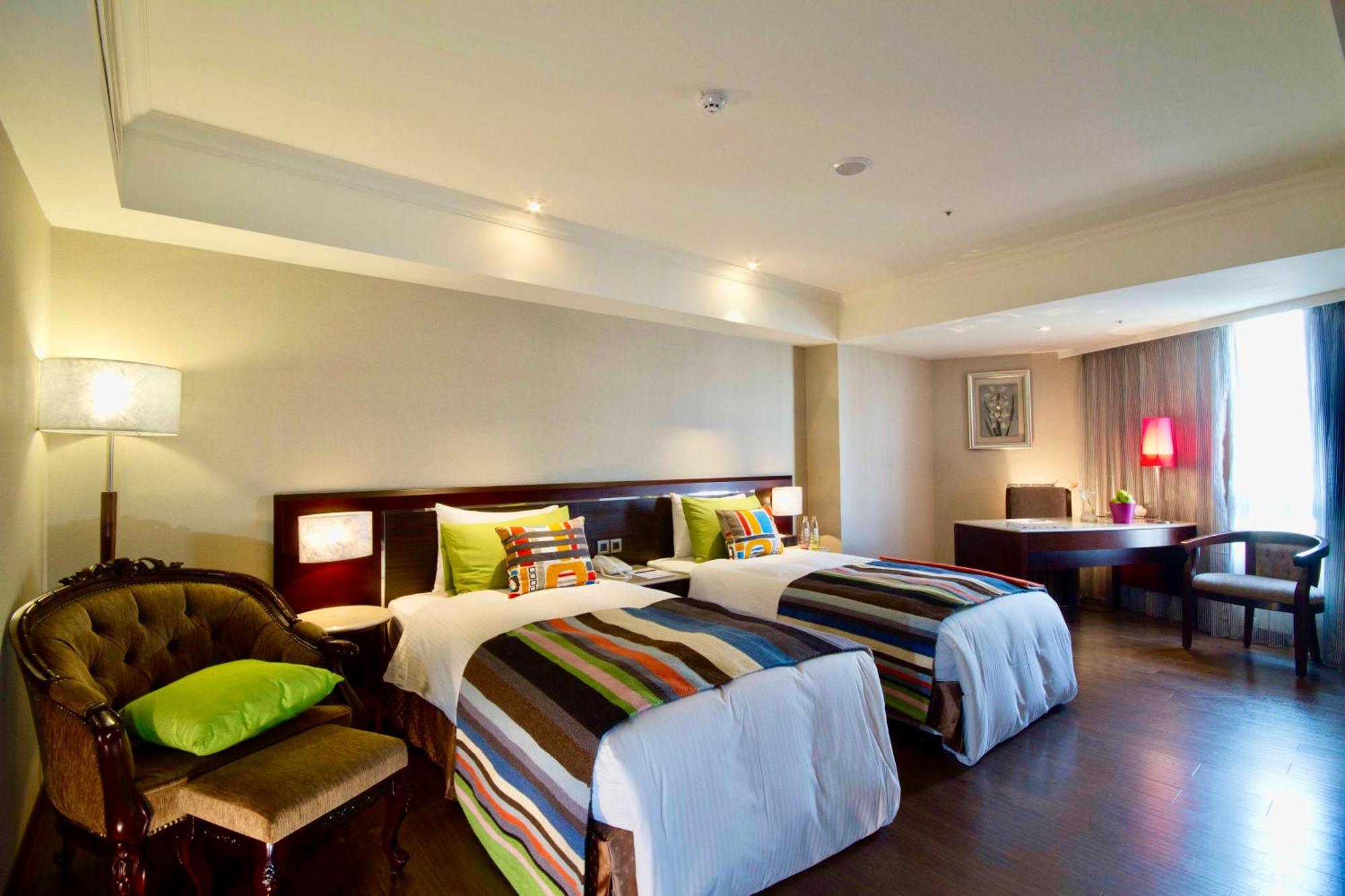 Taichung Charming City Hotel Экстерьер фото